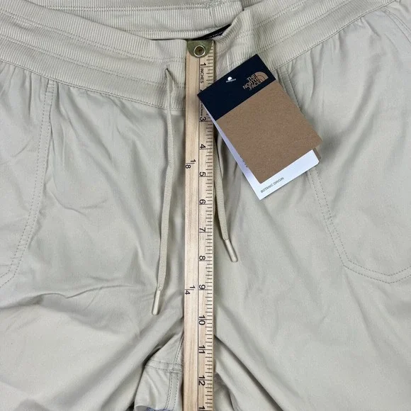 The North Face Aphrodite Motion Capri Pants Women's 3XL Tan Lightweight NEW - Picture 8 of 13